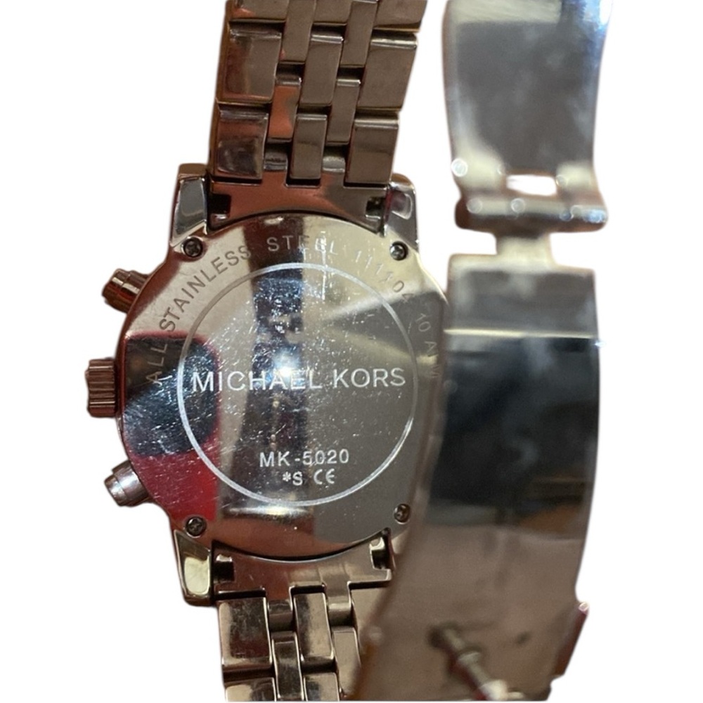 💜MICHAEL KORS Women’s WATCH needs battery💜 - Picture 9 of 9